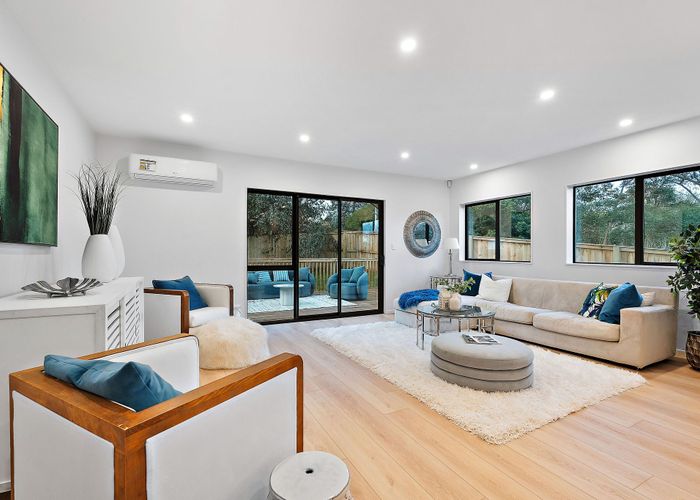  at 6/9 Rengarenga Rise, Albany, North Shore City, Auckland