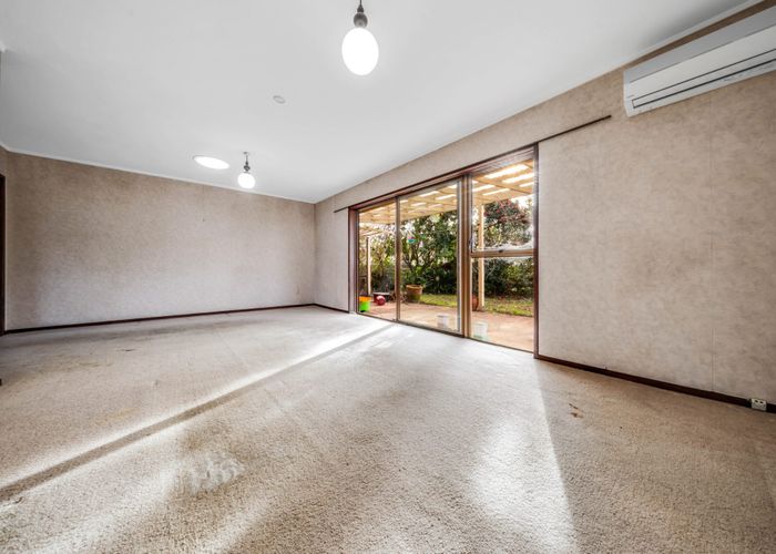  at 2/20 Ihaka Place, Papatoetoe, Manukau City, Auckland
