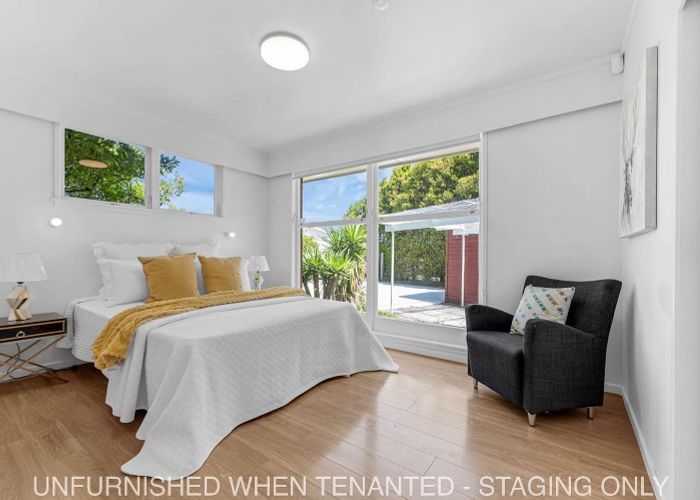  at 50 Edgewater Drive, Pakuranga, Auckland