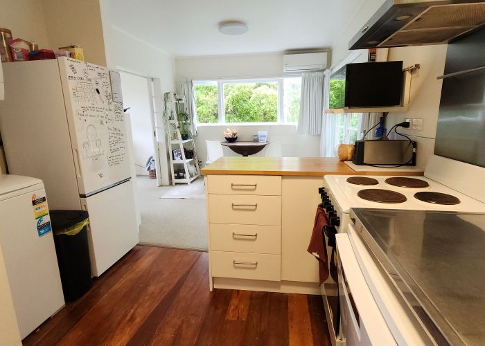  at Upper Flat/10A Norna Crescent, Kelburn, Wellington, Wellington