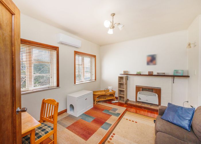  at 200 College Street, West End, Palmerston North, Manawatu / Whanganui
