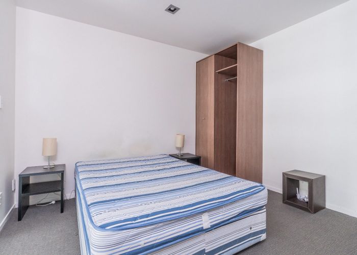  at 412/85 Beach Road, Auckland Central, Auckland