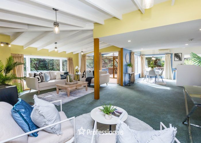  at 32 and 30 Avian Crescent, Blue Mountains, Upper Hutt, Wellington
