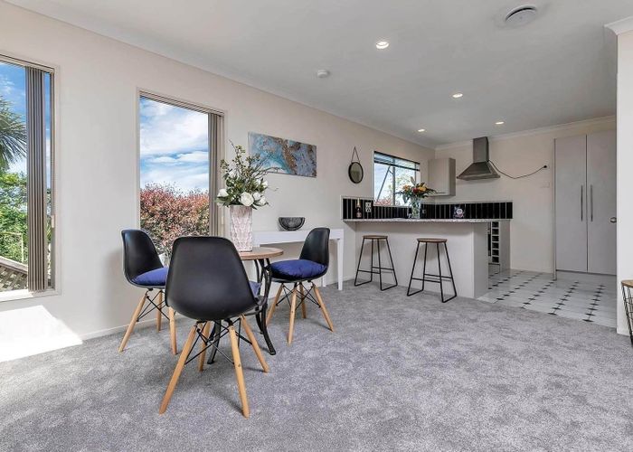  at 21A Hatherlow Street, Glenfield, North Shore City, Auckland