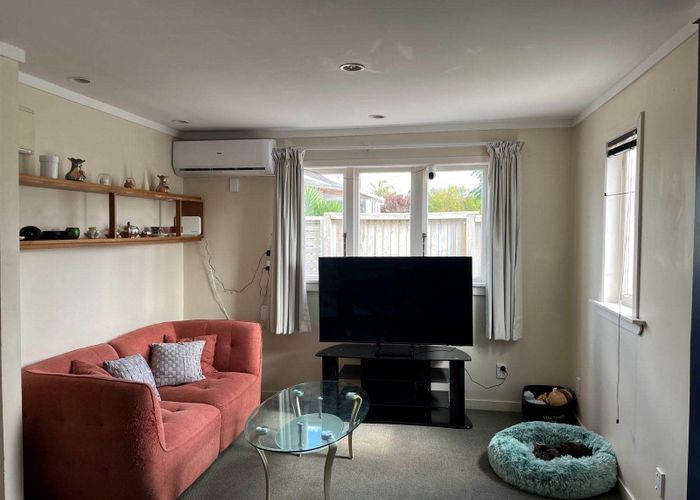  at 387 West Coast Road, Glen Eden, Waitakere City, Auckland