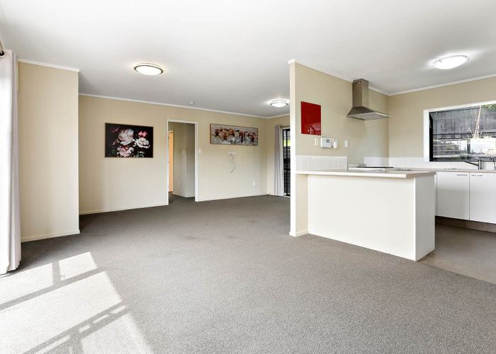  at 6 Sherpa Place, Massey, Auckland