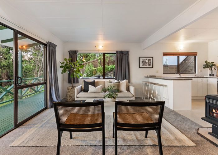  at 251 Sunset Road, Sunnynook, North Shore City, Auckland