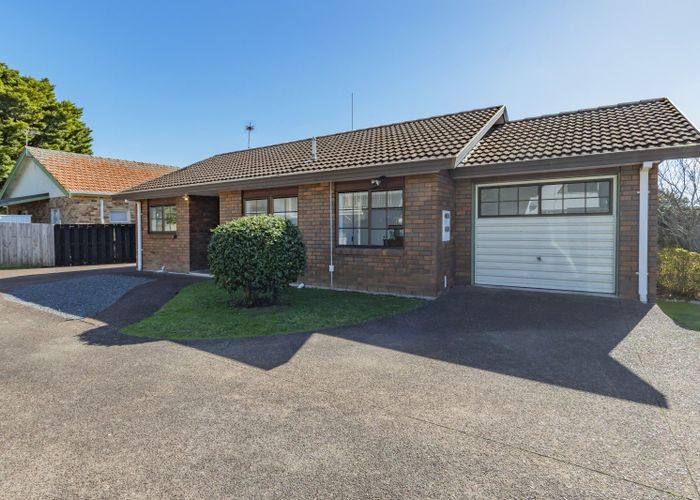  at 2/10 Great South Road, Papakura, Papakura, Auckland
