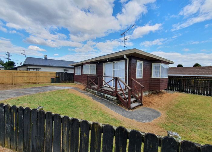  at 1 Menary Street, Papakura, Papakura, Auckland