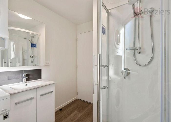  at 2/35 King Street, Sydenham, Christchurch