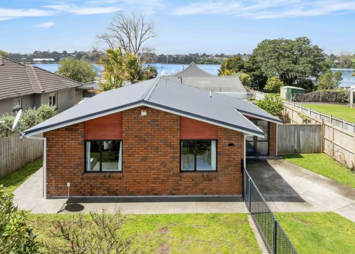  at 120B Ireland Road, Mount Wellington, Auckland