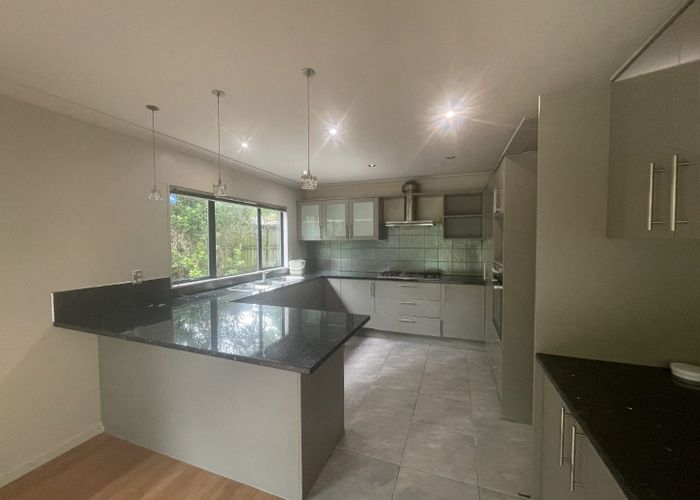  at 34 Baltersan Drive, Flat Bush, Manukau City, Auckland