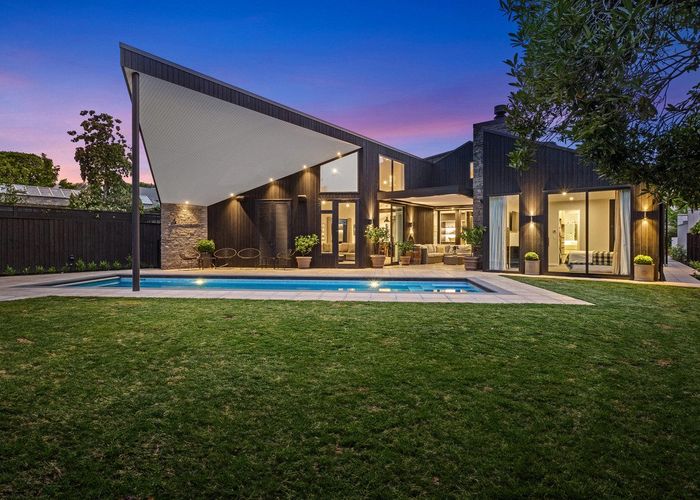 For sale 10 Weka Street, Fendalton, Christchurch City, Canterbury