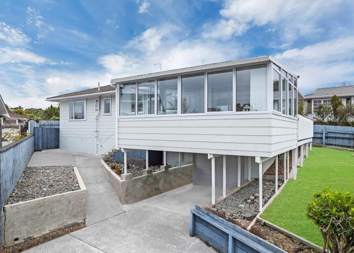  at 99 Sycamore Drive, Sunnynook, North Shore City, Auckland