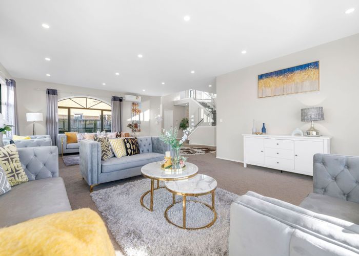  at 18 Shelby Lane, Flat Bush, Auckland