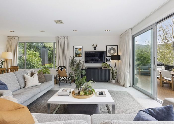  at 405B Karori Road, Karori, Wellington, Wellington