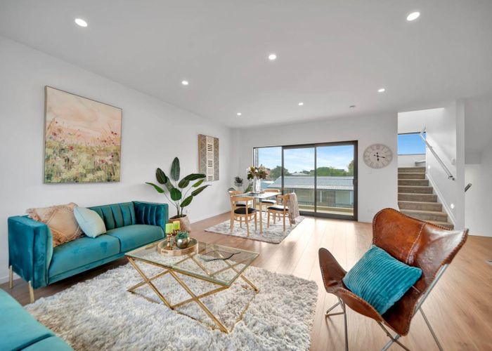  at 723B Massey Road, Mangere, Manukau City, Auckland