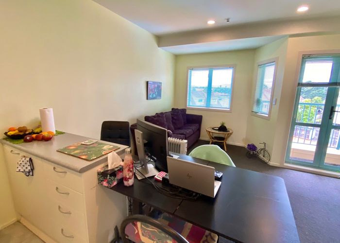  at 18/0 Harrison Road, Mount Wellington, Auckland