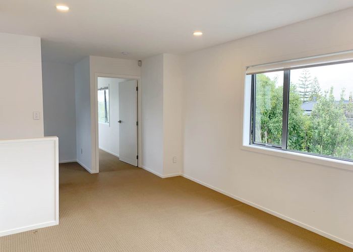  at 1/2A SUNNYNOOK ROAD, Sunnynook, Auckland