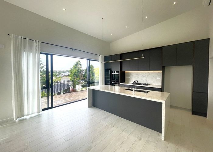  at 56a Knights Road, Rothesay Bay, North Shore City, Auckland