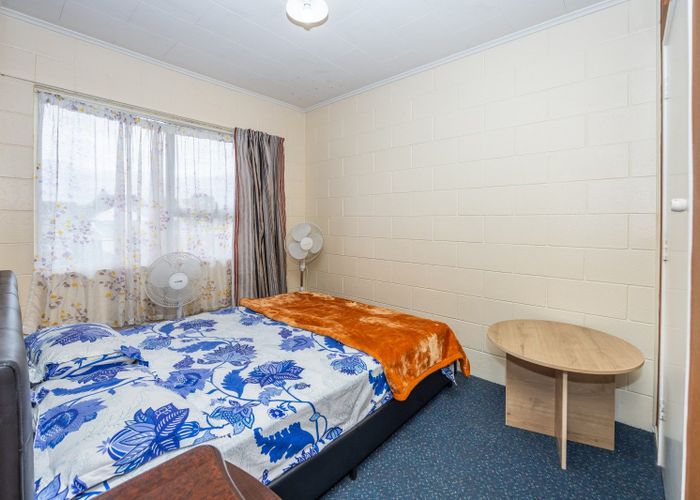  at 8/4 Wha Street, Frankton, Hamilton
