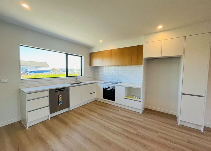  at 5 Battersby Lane, Windsor Park, North Shore City, Auckland