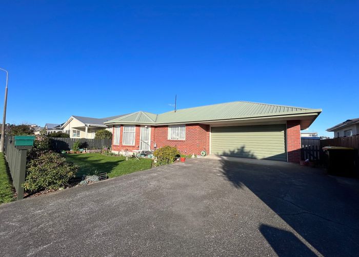  at 27 Avenal Street, Avenal, Invercargill