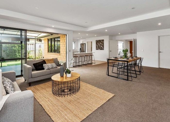  at 5 Michael Terrence Place, Flagstaff, Hamilton, Waikato