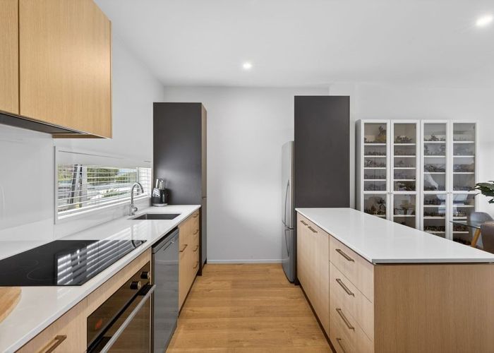  at 8 Sunshine Lane, New Brighton, Christchurch City, Canterbury