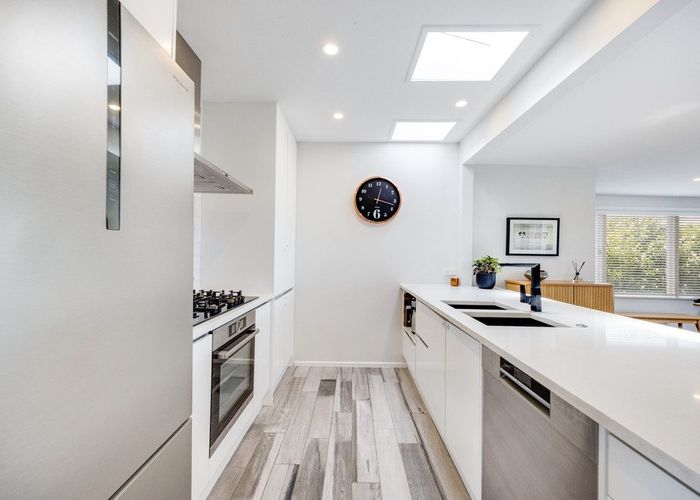  at 95 Royal Road, Massey, Waitakere City, Auckland