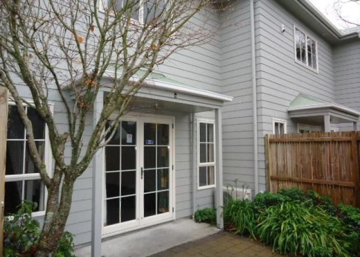  at 2/8 Waldie Grove, Avalon, Lower Hutt