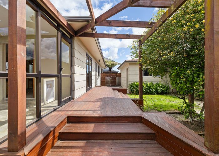  at 21 Moore Street, West End, Palmerston North, Manawatu / Whanganui