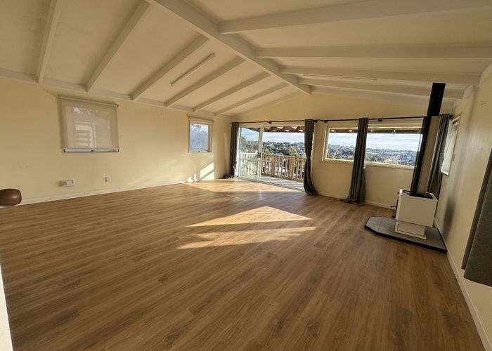  at 575 East Coast Road, Browns Bay, Auckland