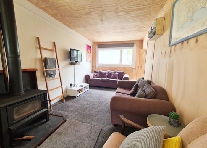  at 18 Violet Street, Riverton