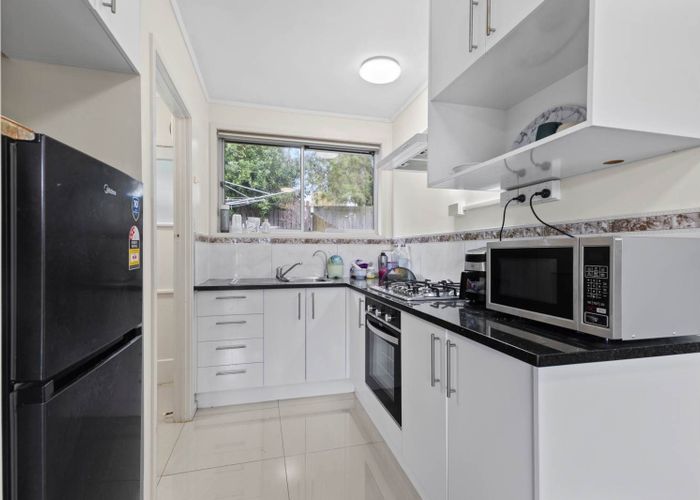  at 2/1 Plunket Avenue, Papatoetoe, Manukau City, Auckland