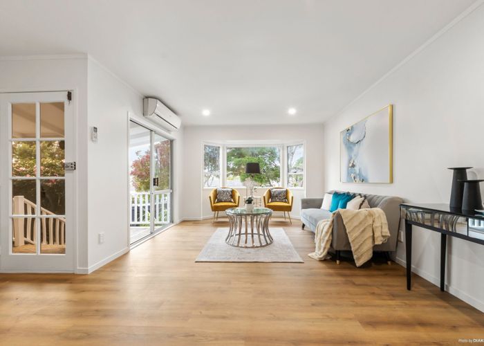  at 1 Pahi Place, West Harbour, Auckland