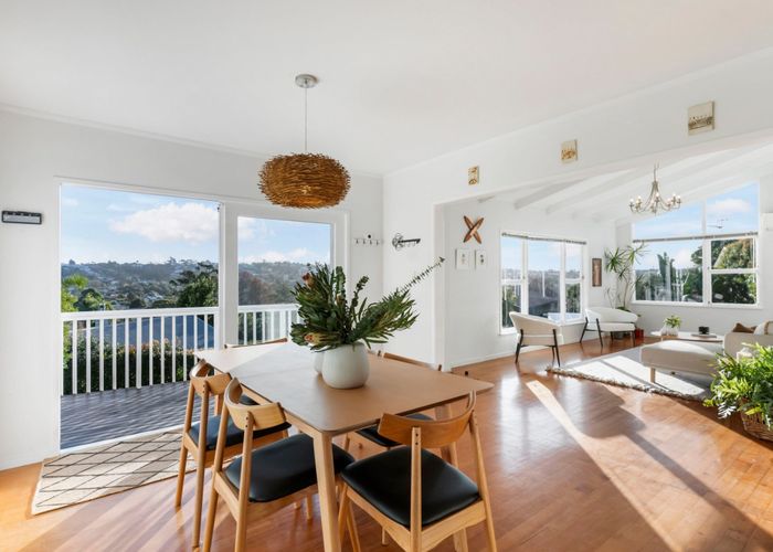  at 52 Alton Avenue, Hillcrest, North Shore City, Auckland