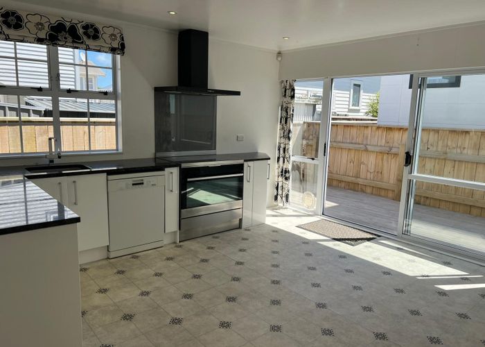  at 12 Leighton Avenue, Waiwhetu, Lower Hutt, Wellington