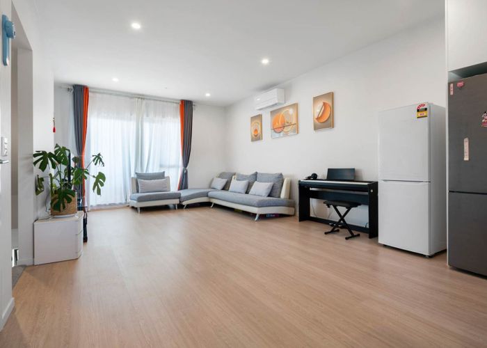  at 4/128 Onewa Road, Northcote, North Shore City, Auckland