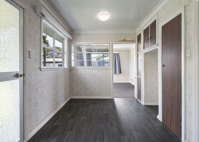  at 24 Kent Crescent, Awapuni, Palmerston North