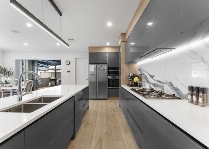  at 40 Lime Hill Rise, Flat Bush, Manukau City, Auckland