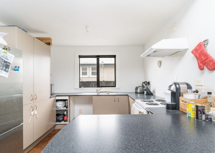  at 32 Cambridge Street, Milson, Palmerston North, Manawatu / Whanganui