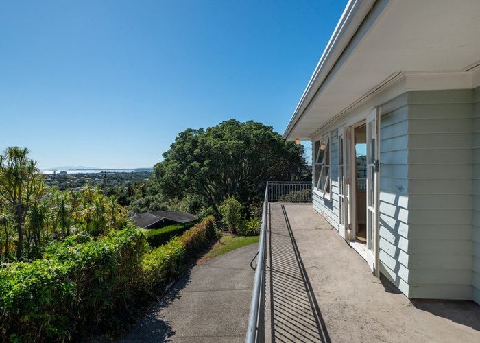 at 24 Speedy Crescent, Hillcrest, Auckland