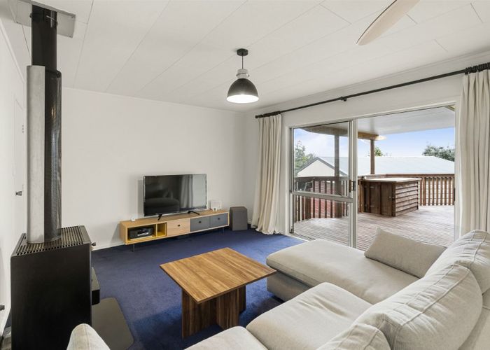  at 22 Santiago Crescent, Unsworth Heights, Auckland