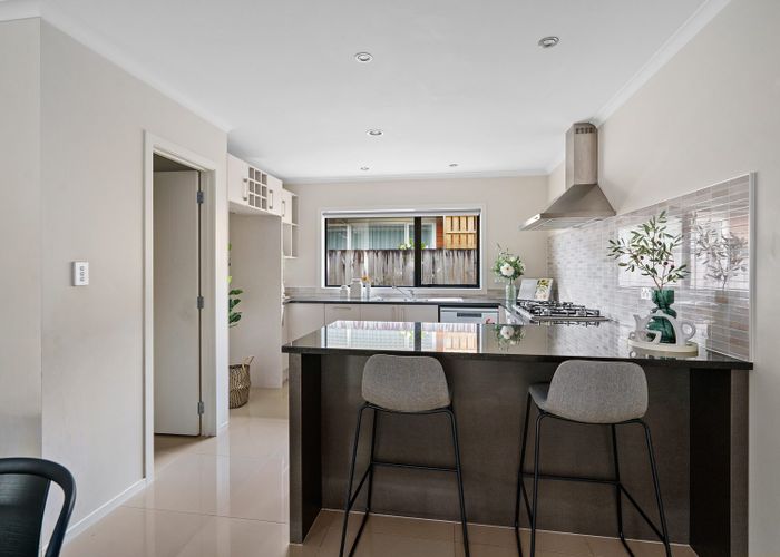  at 11 Alpers Ridge, Leamington, Cambridge