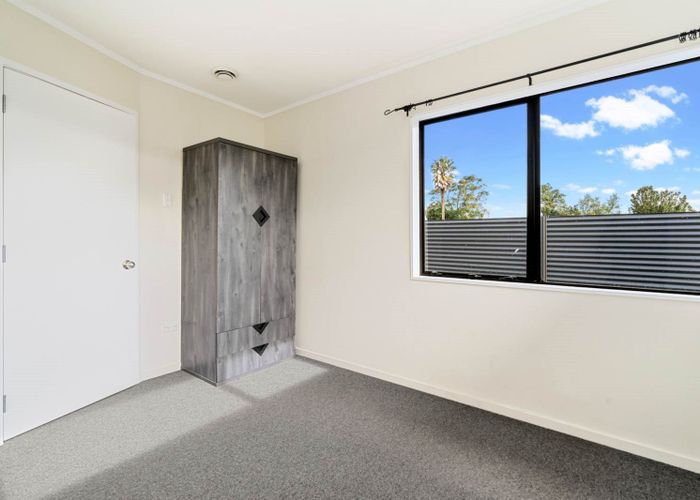  at 125 Bruce McLaren Road, Henderson, Auckland