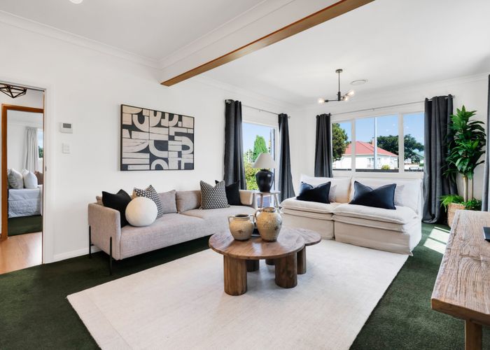  at 43 Somerset Street, Brooklands, New Plymouth, Taranaki