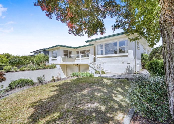  at 3 Kelly Place, Chartwell, Hamilton