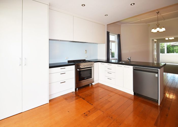  at 28 Wairere Avenue, Mount Albert, Auckland