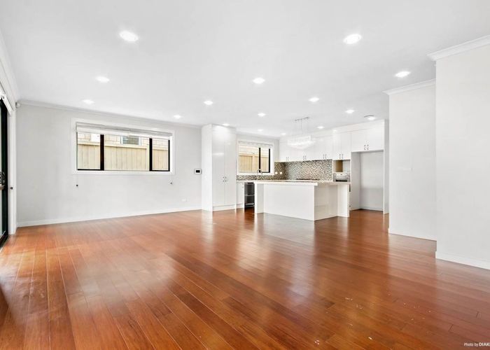  at 21 Cranford Drive, Flat Bush, Auckland